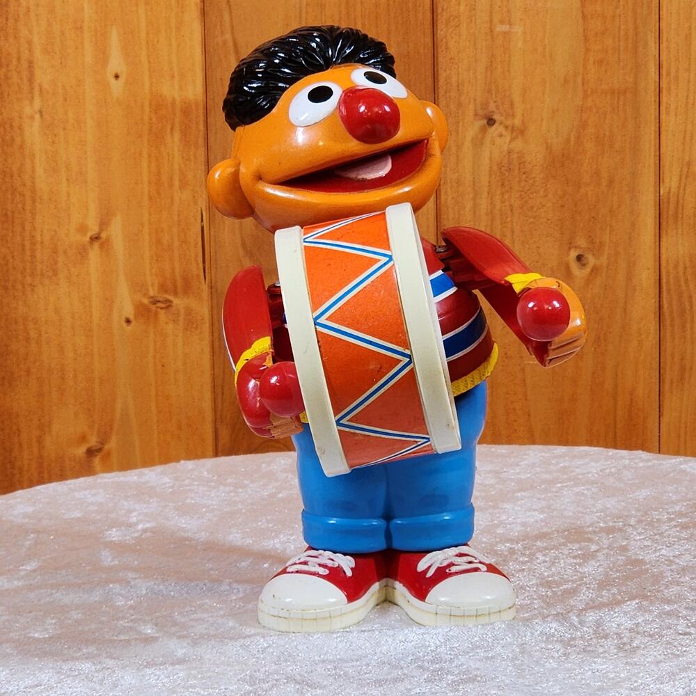 Vintage Ernie Wind Up Drummer Toy Illco 1988 Sesame Street Works 1988 - 1992